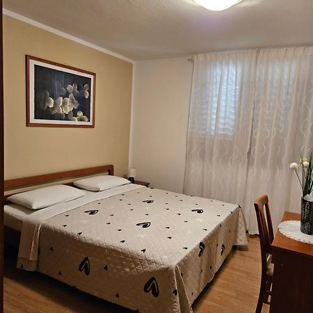Apartman Bruna Novigrad Istria Buitenkant foto